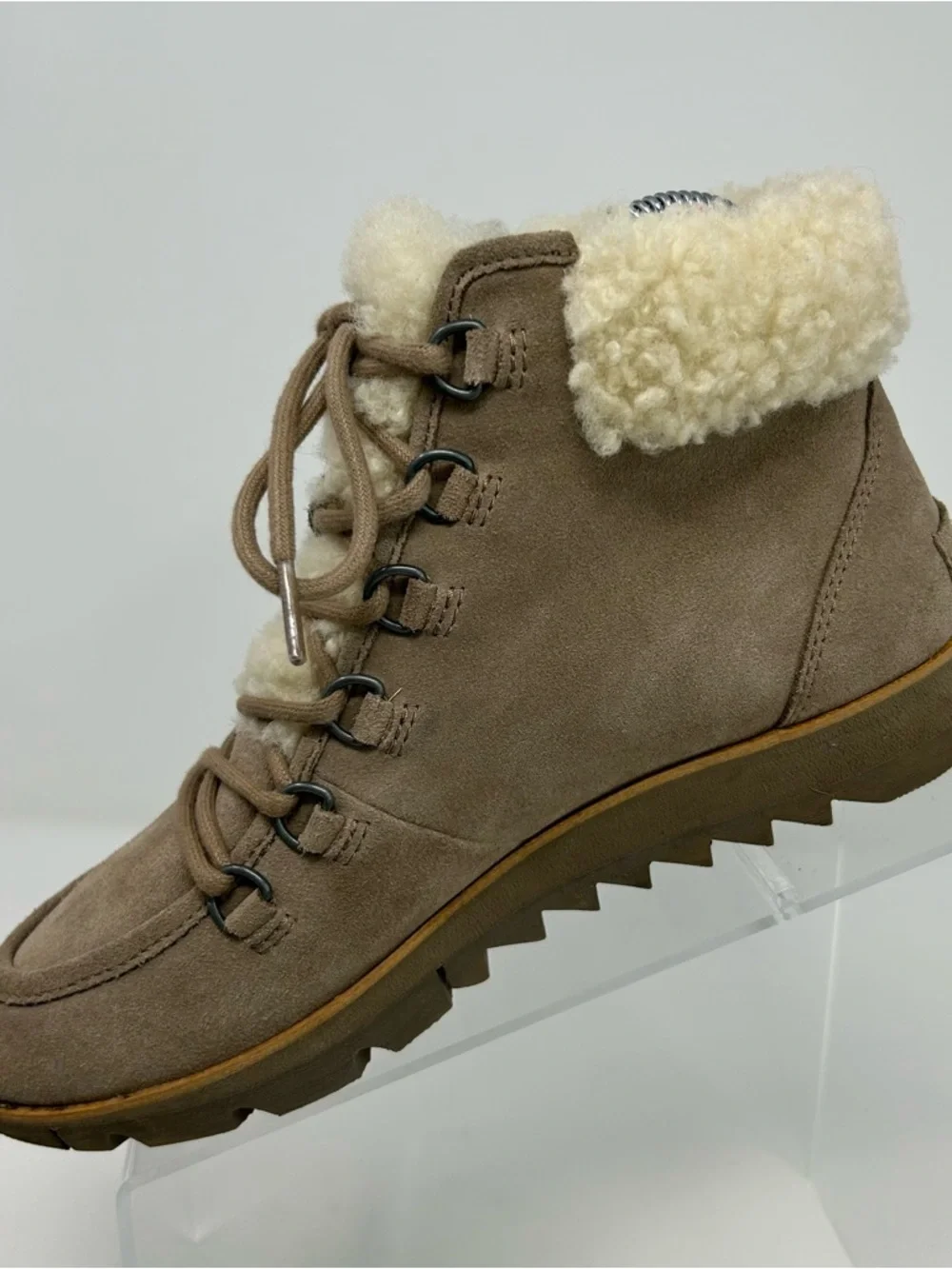 Sorel Harlow Lace Cozy Bootie Womens Taupe Brown Sherpa Lined Ankle Boots Size 7